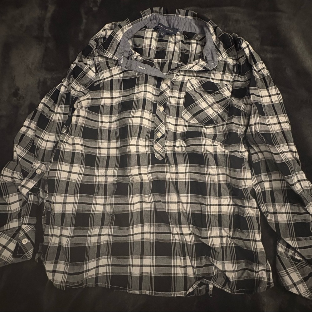 Tommy Hilfiger Black and White Button Down Shirt
